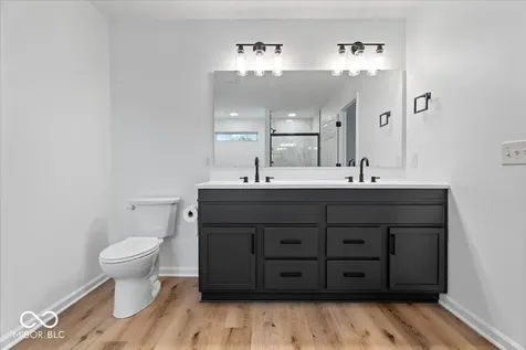 5136 Gray Wood Court Indianapolis IN 46235