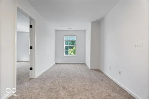 5136 Gray Wood Court Indianapolis IN 46235