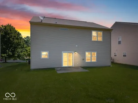 5136 Gray Wood Court Indianapolis IN 46235