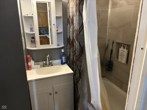 1734 W Morris Street Indianapolis IN 46221
