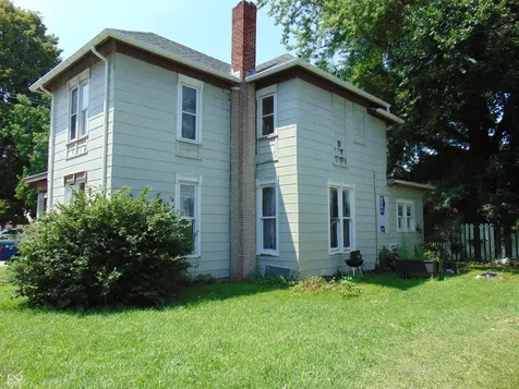 220 S Gharkey Street Muncie IN 47305