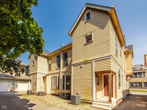 213-215 E 15th Street Indianapolis IN 46202