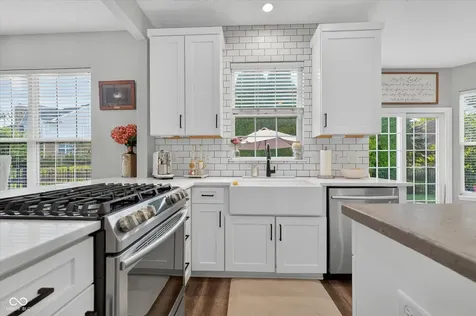11133 Lexi Lane Fishers IN 46040