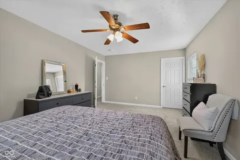 11133 Lexi Lane Fishers IN 46040