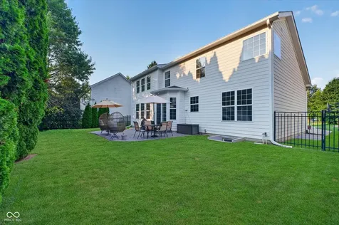 11133 Lexi Lane Fishers IN 46040