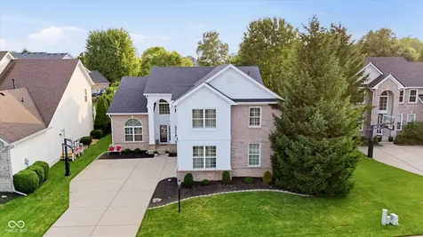 11133 Lexi Lane Fishers IN 46040