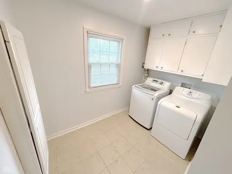 5345 E 77th Street Indianapolis IN 46250