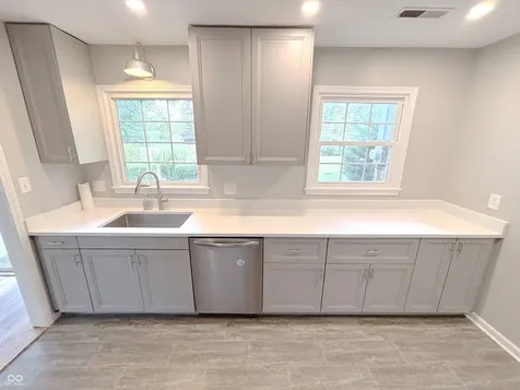 5345 E 77th Street Indianapolis IN 46250