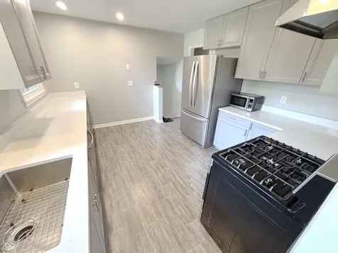 5345 E 77th Street Indianapolis IN 46250