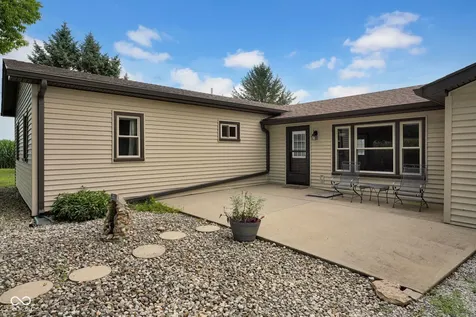 9694 S 25 W Flat Rock IN 47234
