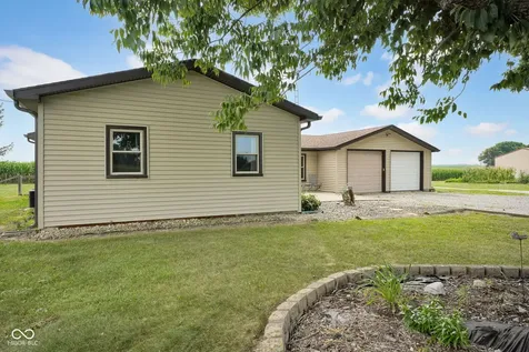 9694 S 25 W Flat Rock IN 47234