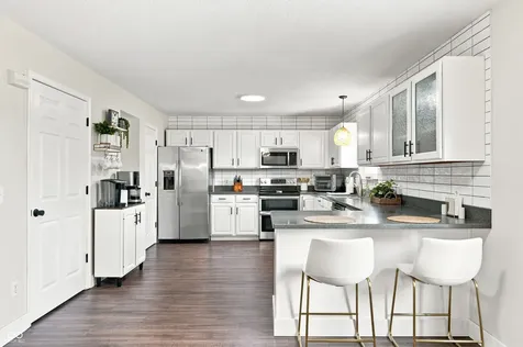 3938 Chantry Way Greenwood IN 46143