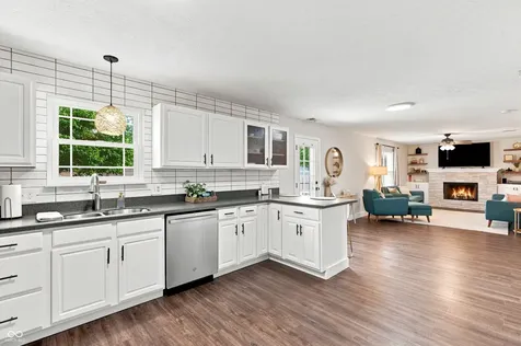 3938 Chantry Way Greenwood IN 46143