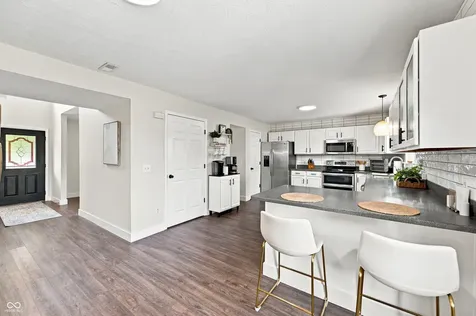 3938 Chantry Way Greenwood IN 46143