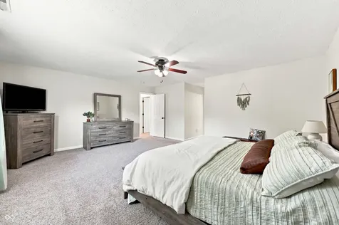 3938 Chantry Way Greenwood IN 46143