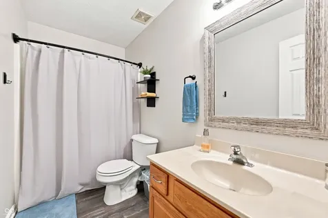 3938 Chantry Way Greenwood IN 46143