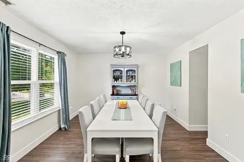 3938 Chantry Way Greenwood IN 46143