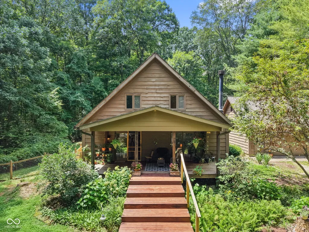 8236 N Lasalle Road Morgantown IN 46160