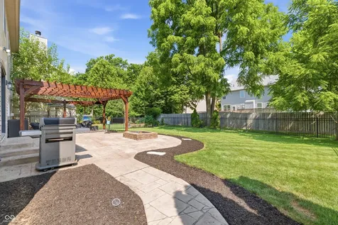 14396 Chapelwood Lane Fishers IN 46037