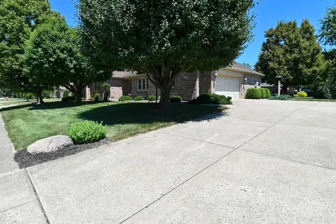 675 Caesar Drive Avon IN 46123