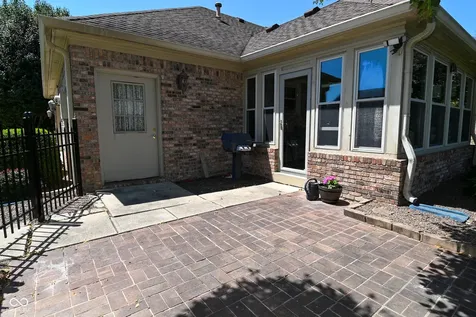 675 Caesar Drive Avon IN 46123