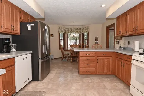 675 Caesar Drive Avon IN 46123