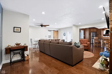 617 Ramblin Greenwood IN 46142