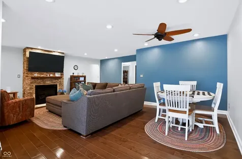 617 Ramblin Greenwood IN 46142