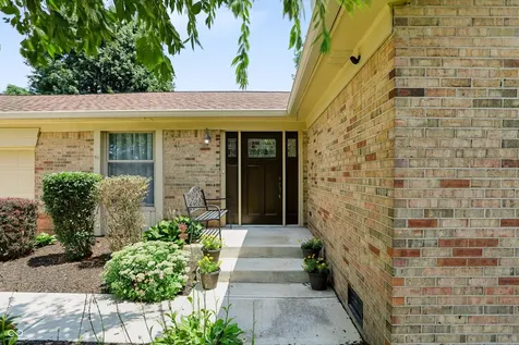 617 Ramblin Greenwood IN 46142