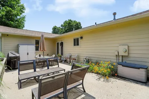 617 Ramblin Greenwood IN 46142