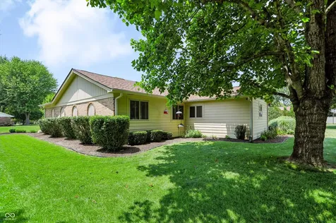 617 Ramblin Greenwood IN 46142