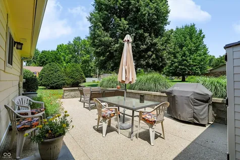 617 Ramblin Greenwood IN 46142