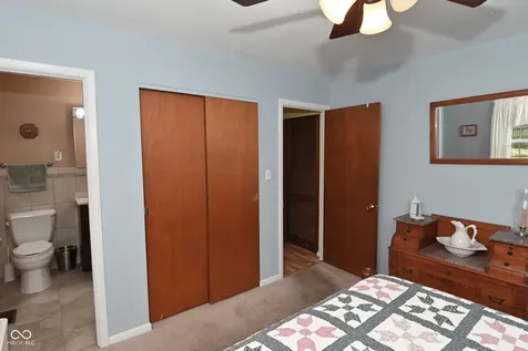 9880 Chesterton Drive Carmel IN 46280