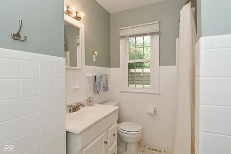 9880 Chesterton Drive Carmel IN 46280