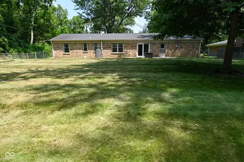 9880 Chesterton Drive Carmel IN 46280