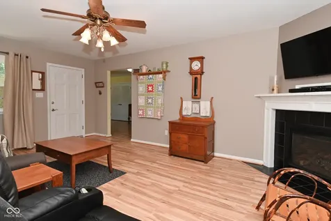 9880 Chesterton Drive Carmel IN 46280