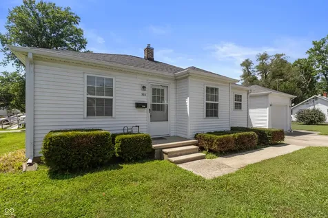 302 Smith Street Columbus IN 47201