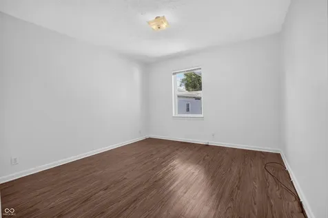 302 Smith Street Columbus IN 47201