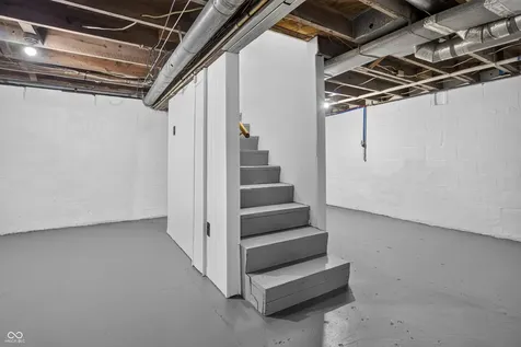302 Smith Street Columbus IN 47201