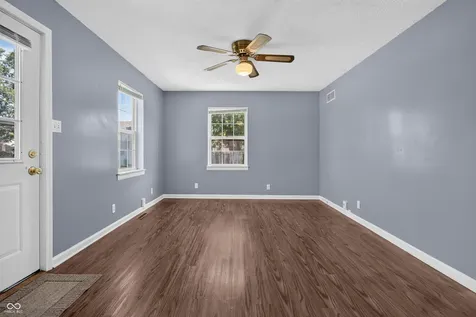 302 Smith Street Columbus IN 47201