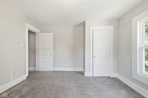 3502-3504 N Kenwood Avenue Indianapolis IN 46208