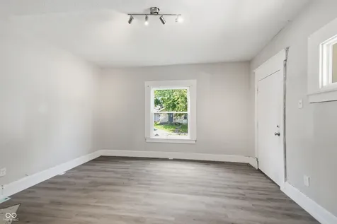 3502-3504 N Kenwood Avenue Indianapolis IN 46208