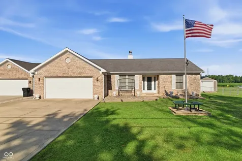 636 S Murphy Avenue Brazil IN 47834
