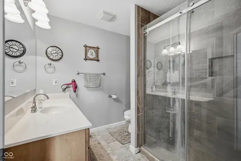 636 S Murphy Avenue Brazil IN 47834