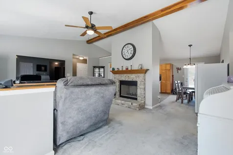 636 S Murphy Avenue Brazil IN 47834