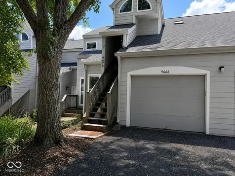 9668 S Bay Pointe Court Bloomington IN 47401