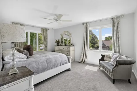 1565 Village Walk Drive Zionsville IN 46077