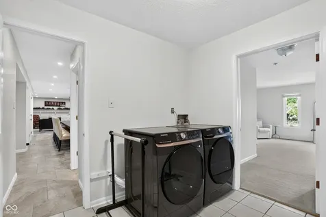 1565 Village Walk Drive Zionsville IN 46077