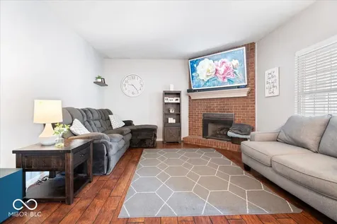7802 Santolina Drive Indianapolis IN 46237