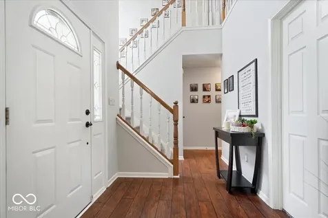 7802 Santolina Drive Indianapolis IN 46237
